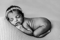 Sandra | Studio Newborn