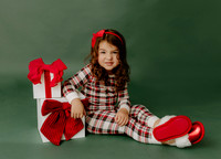 Nadia Nikoloski | Christmas Mini
